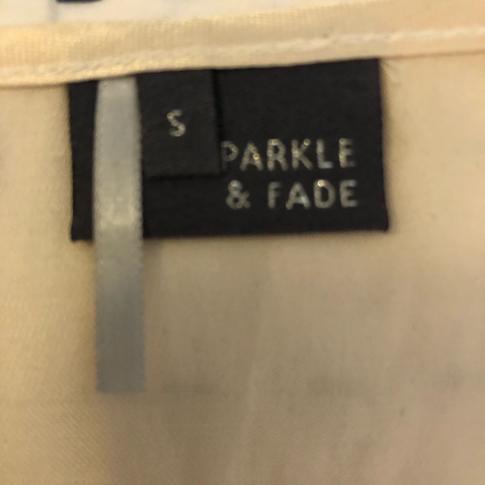 Sparkle & Fade Sequin Top Size Small - image 3